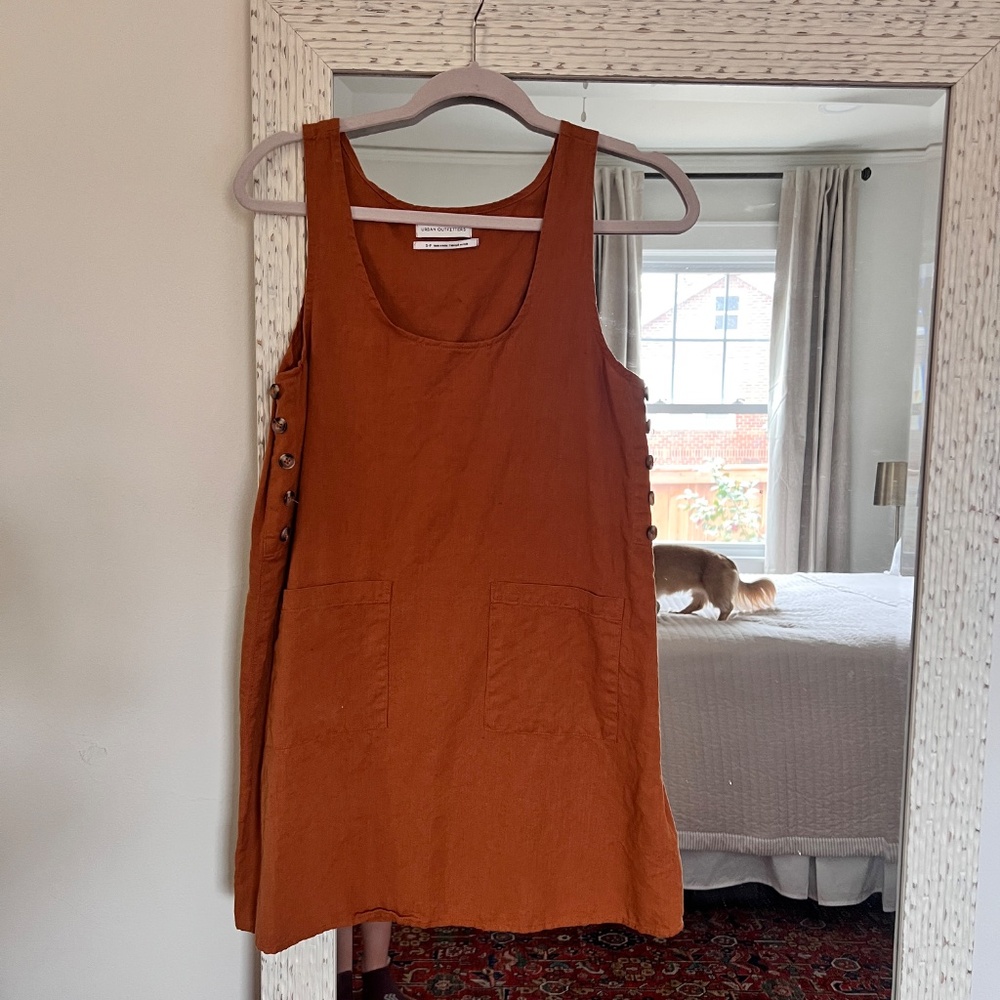 Urban Outfitters Kasey Linen Side-Button Shift Dress Cocoa Sleeveless
